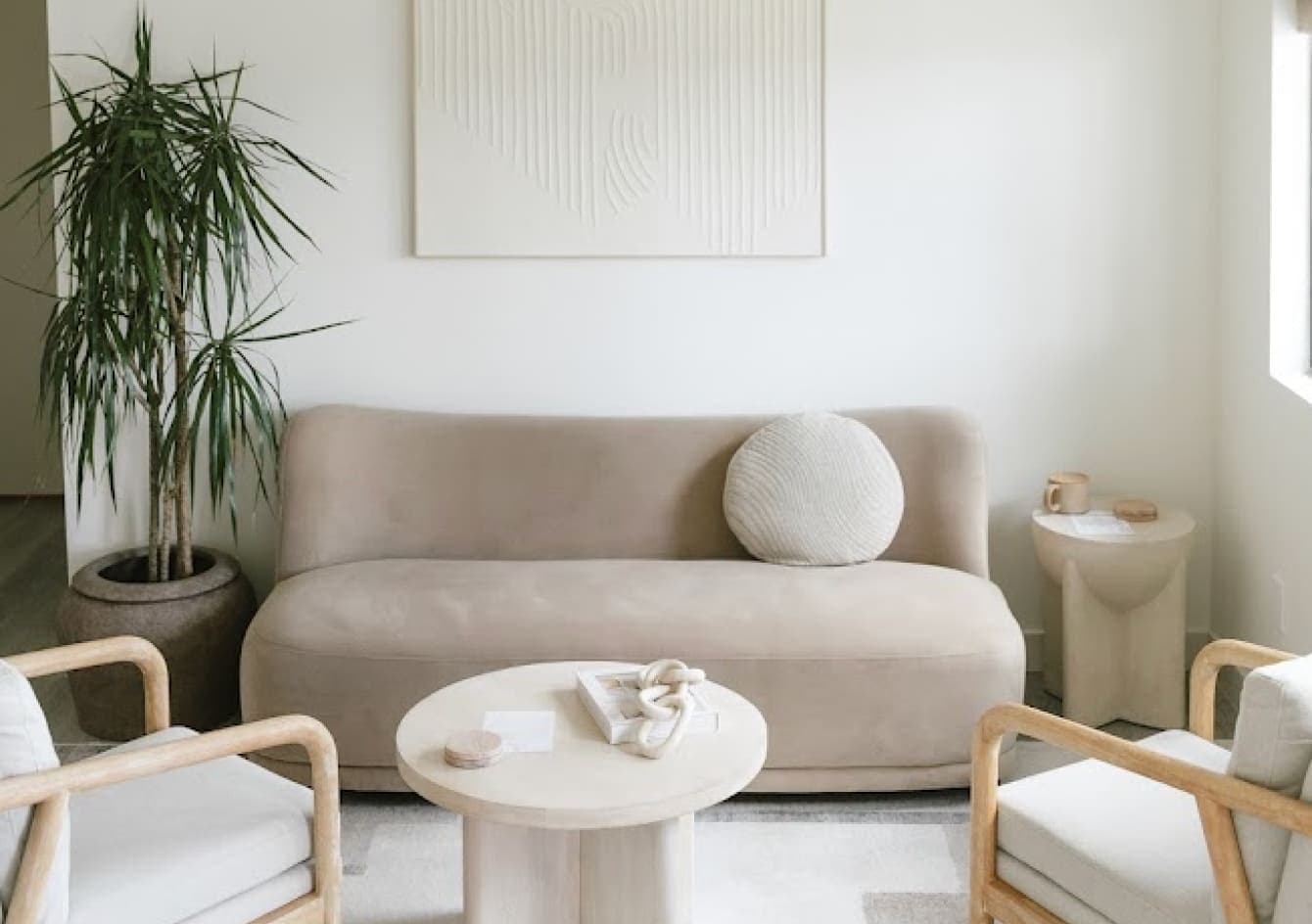Medical Spa in Woodland Hills, CA - btr. Mental Health & Wellness